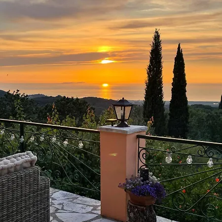 Villa Kitrini- Stunning Views, A Away From Home, Near Kassiopi *