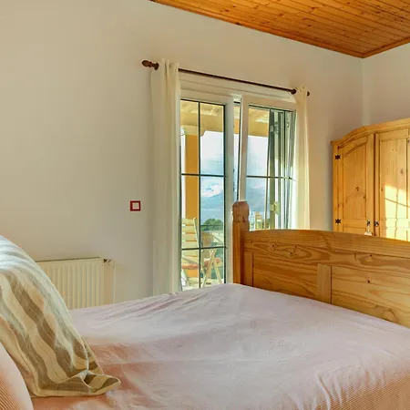 Kitrini- Stunning Views, A Away From Home, Near Kassiopi *