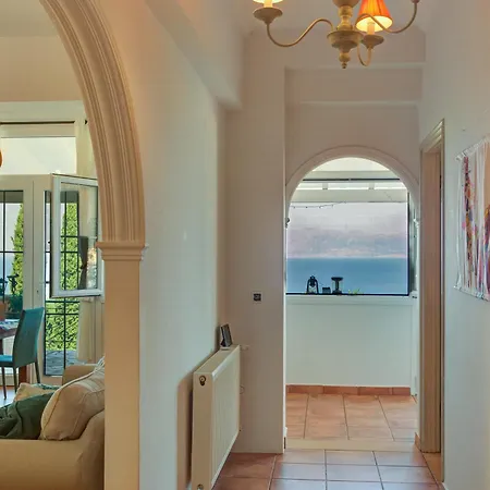 Kitrini- Stunning Views, A Away From Home, Near Kassiopi Villa Loutses